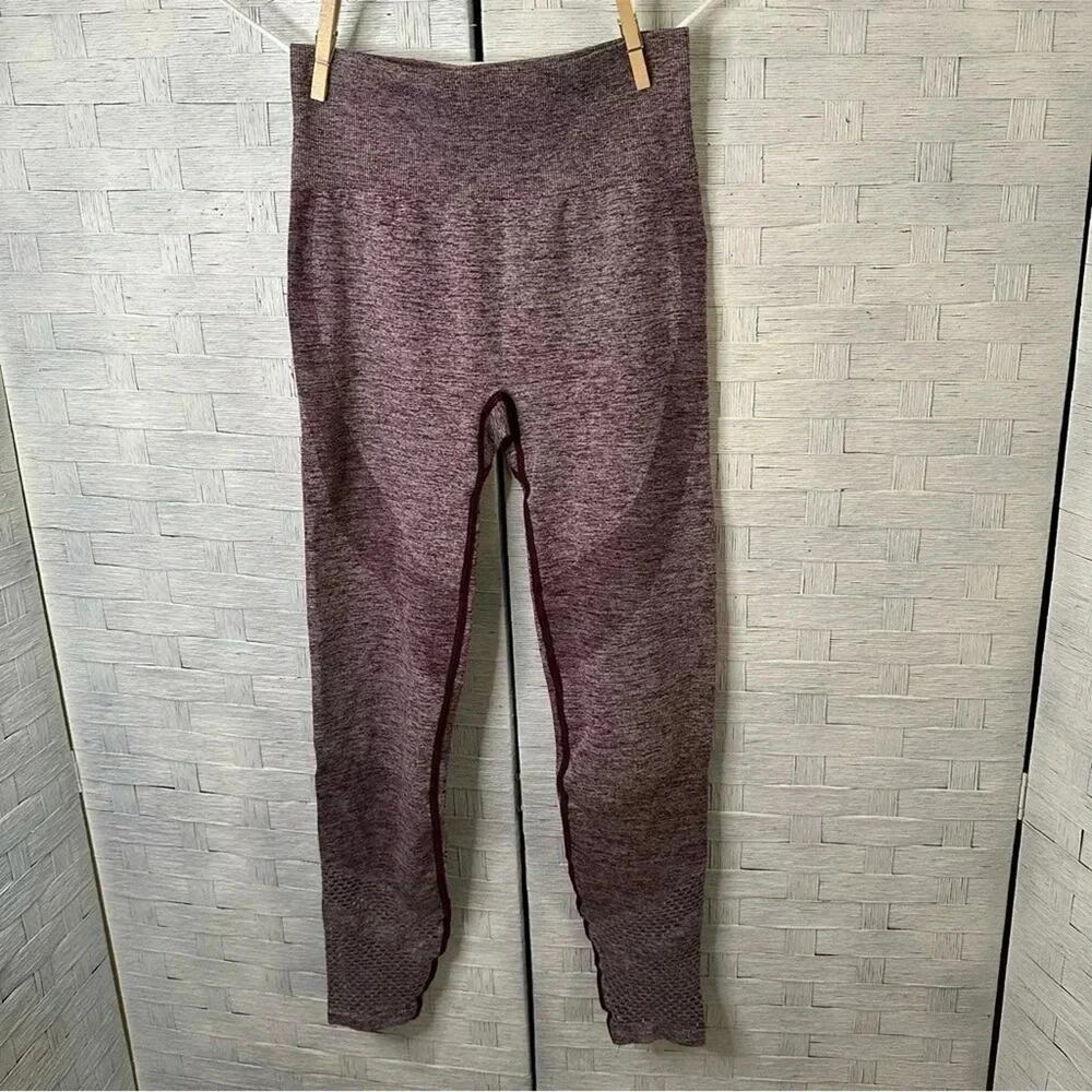 Victoria Secret PINK Seamless Leggings S Purple activewear athleisure‎